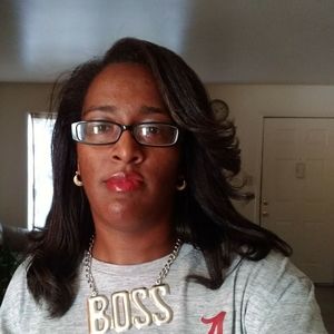 Meet your Posher, April-lashell